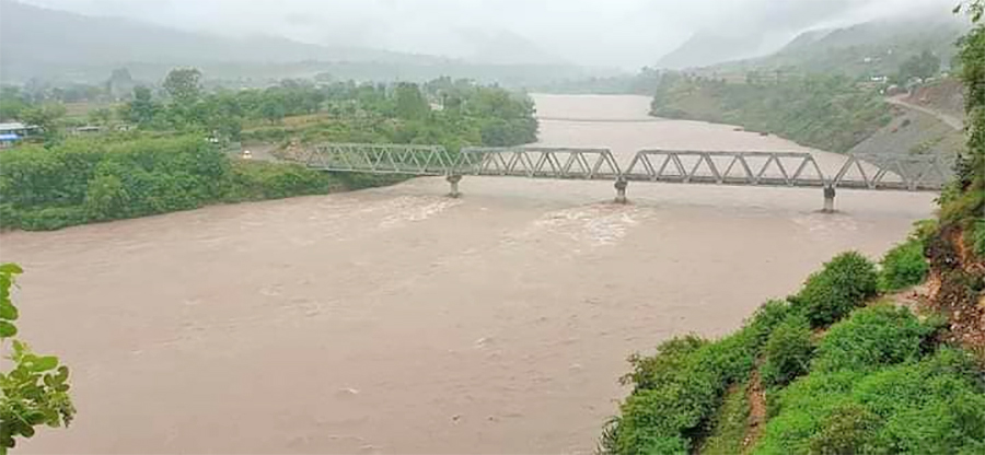 डोल्पाको ठूली भेरी नदीले खतराको तह पार गर्‍यो, तटीय क्षेत्रमा उच्च सतर्कता अपनाउन आग्रह