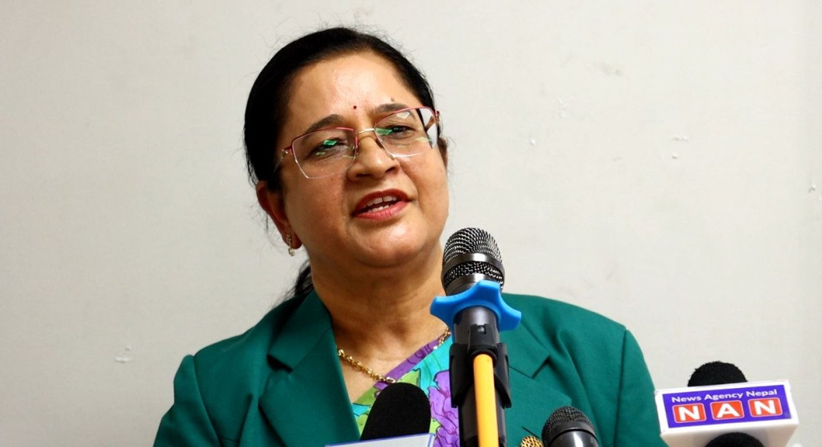 अहिले बैंकहरुको लाइसेन्स बाँड्न सकिन्न : डेपुटी गभर्नर ढुंगाना