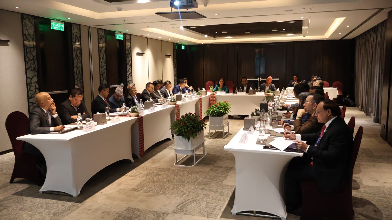 गभर्नर डा. पौडेल र बैंक सिइओबीच छलफल: मौद्रिक नीति, बाफिया संशोधन र क्षेत्रगत कर्जा प्रमुख एजेन्डा